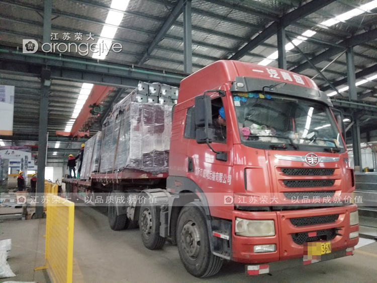 第二批江蘇不銹鋼候車亭發(fā)貨圖二