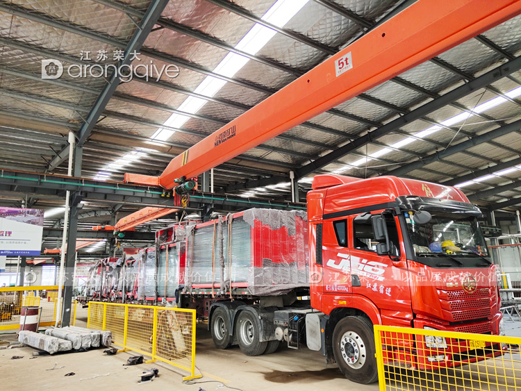 第七批河北公交候車亭發(fā)貨圖一