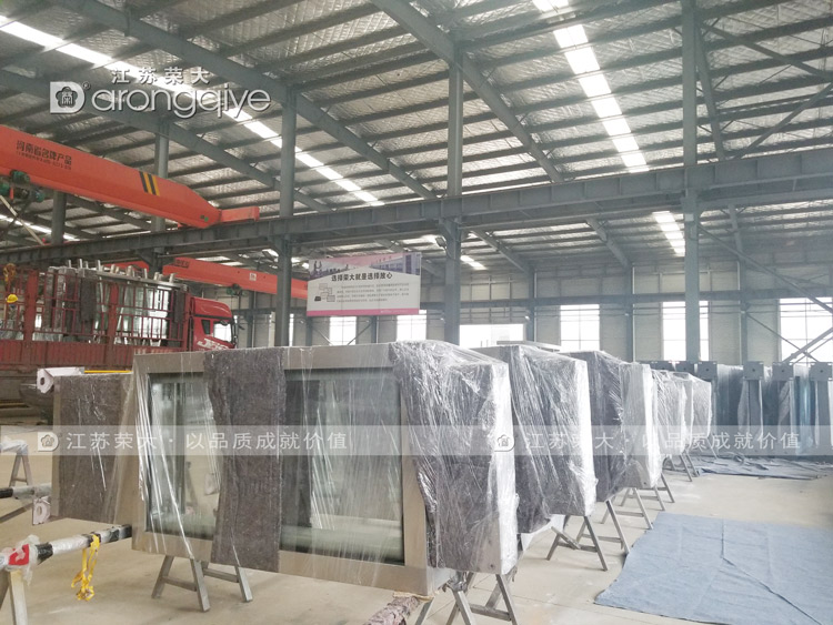 智能公交站臺(tái)