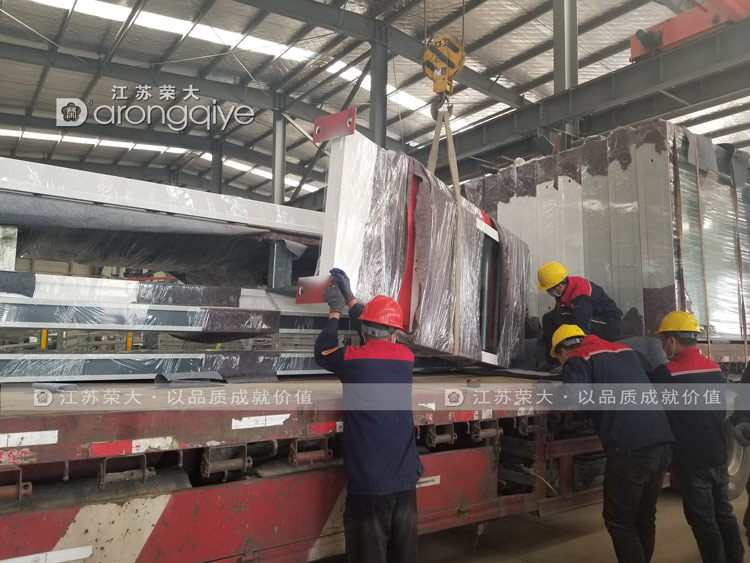 陜西現(xiàn)代候車亭發(fā)貨案例圖二