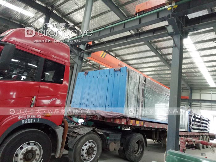 廣西鍍鋅板候車亭發(fā)貨圖二