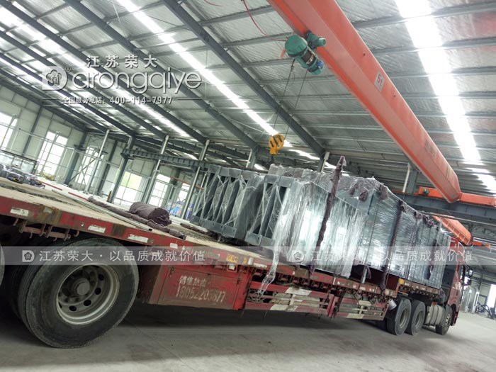 不銹鋼候車亭發(fā)貨圖一