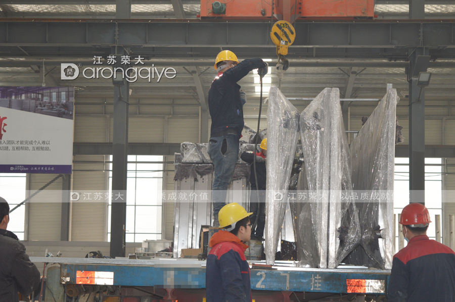 河北不銹鋼公交站臺(tái)裝車圖一