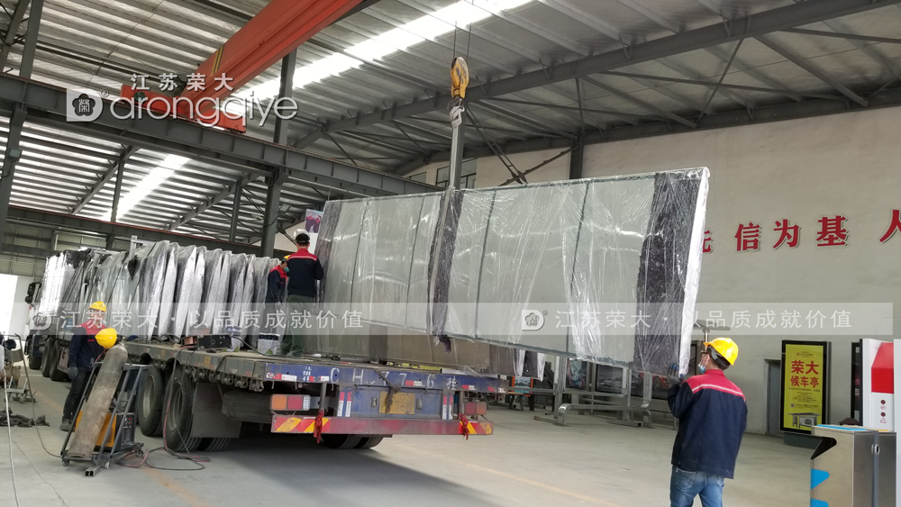 秦皇島不銹鋼候車亭第三批發(fā)貨案例圖一