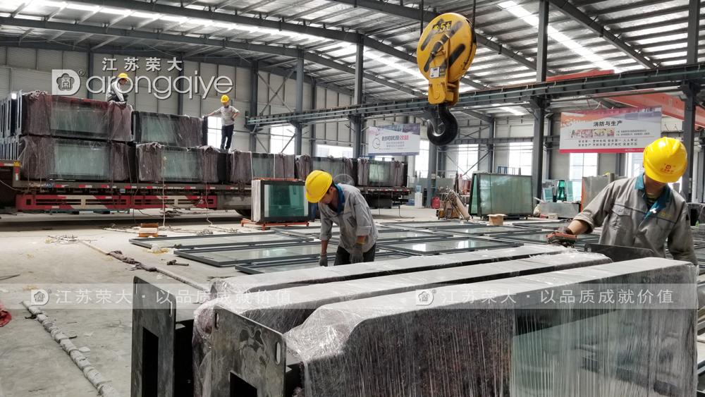 甘肅智能候車亭站牌裝車圖一