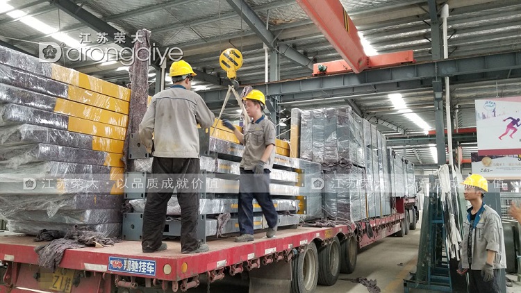 山東公交站臺發(fā)貨圖二