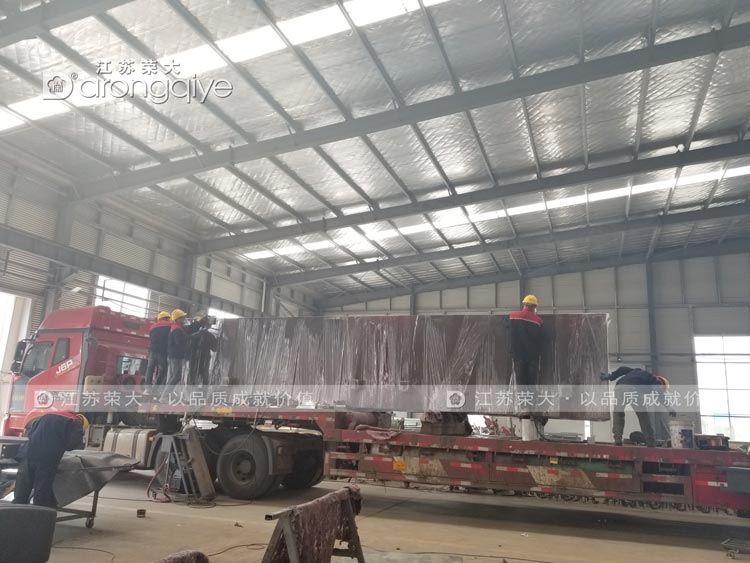 第四批石家莊智能候車亭發(fā)貨圖一